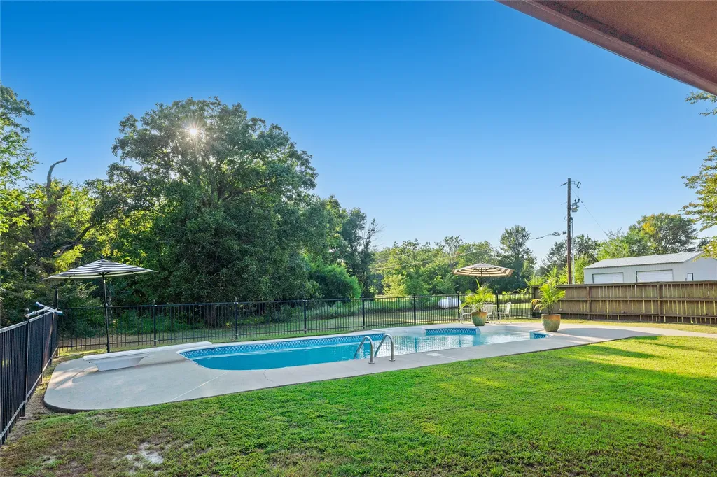 340 County Road 3585 Dike TX 75437