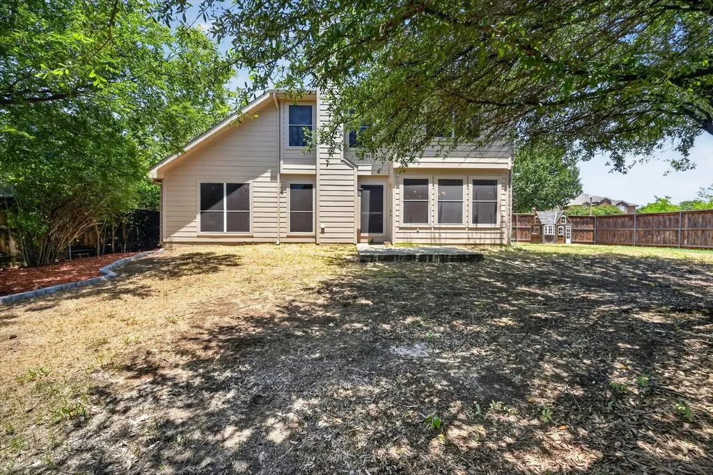 1601 Santos Drive Denton TX 76207