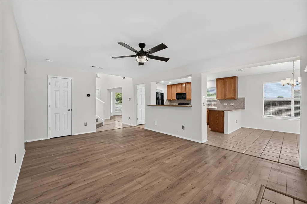 1601 Santos Drive Denton TX 76207