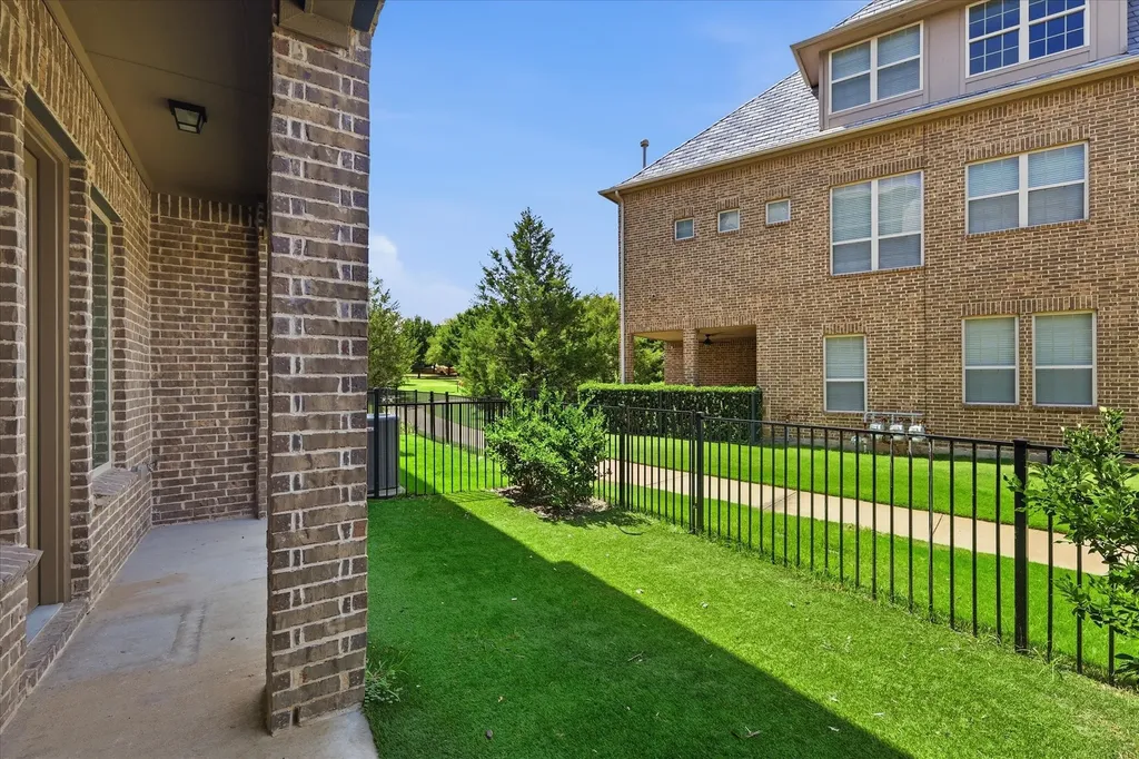 521 Reale Drive Irving TX 75039