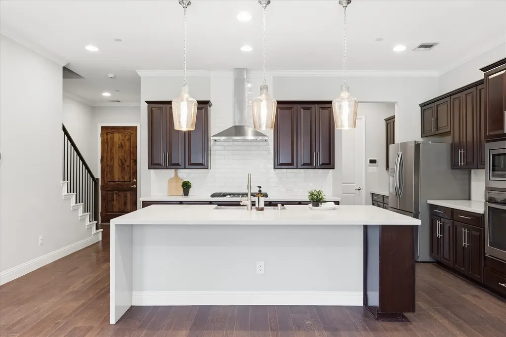 521 Reale Drive Irving TX 75039