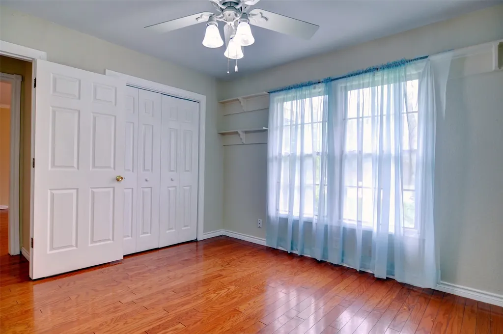 1110 Wade Hampton Street Benbrook TX 76126