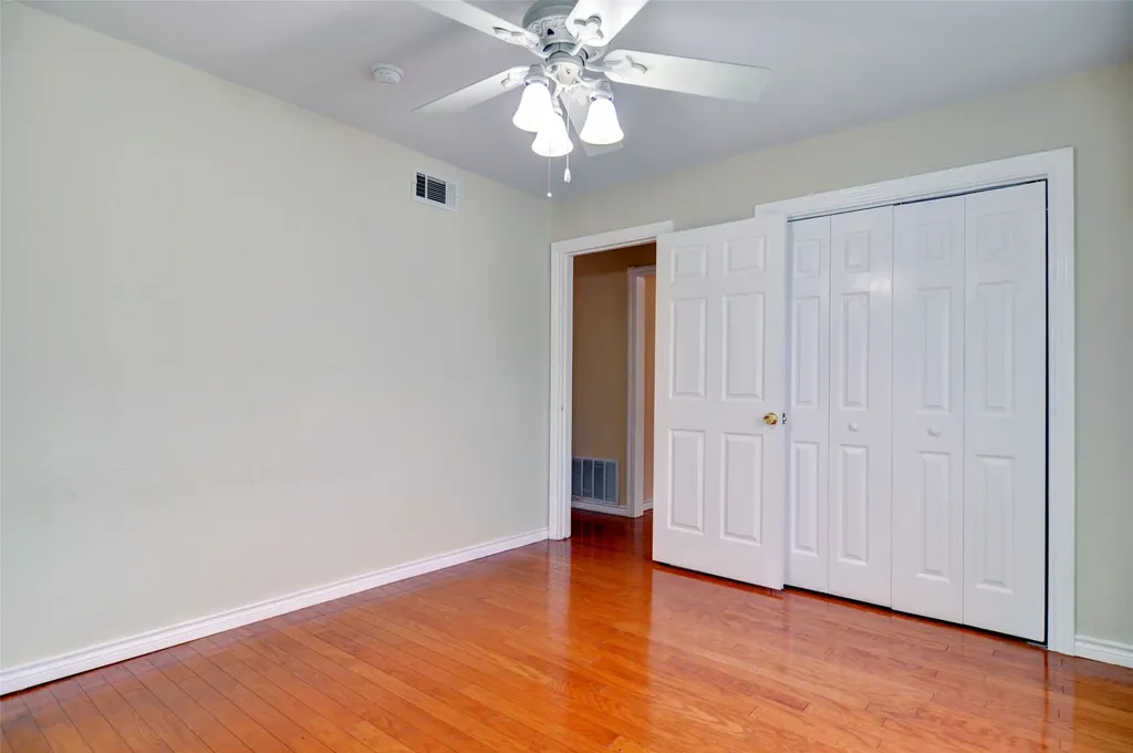 1110 Wade Hampton Street Benbrook TX 76126