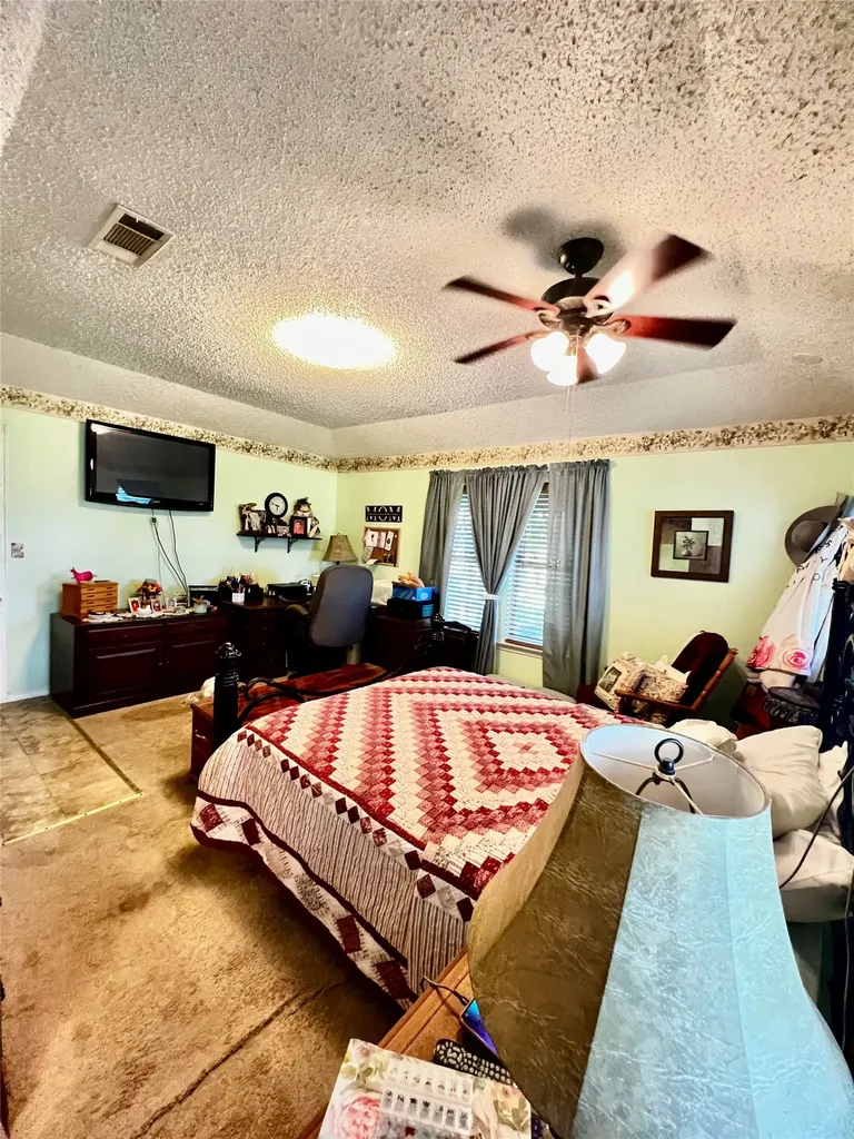 394 Hcr 1143 Blum TX 76627