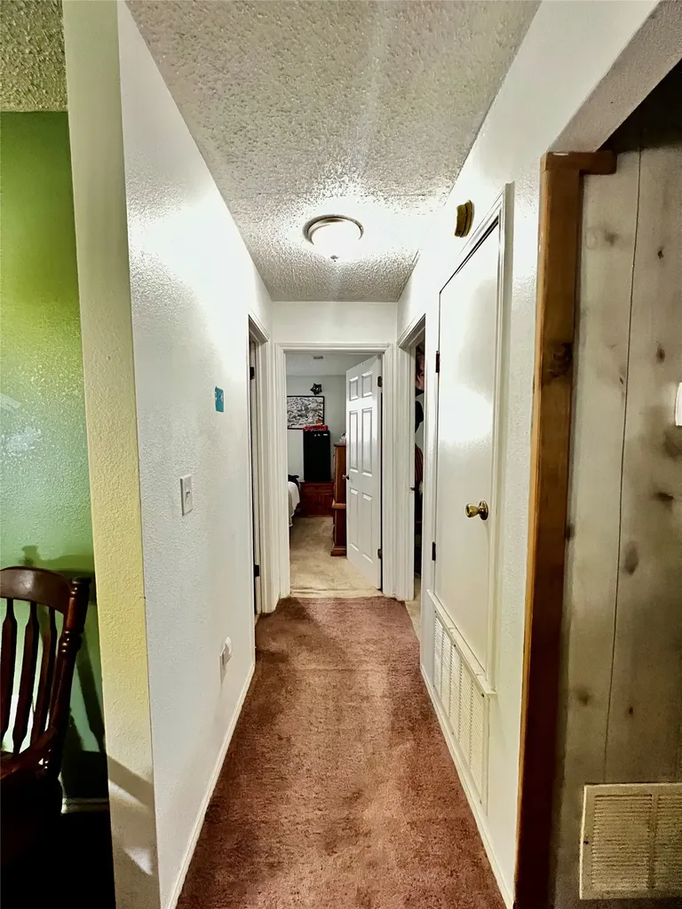 394 Hcr 1143 Blum TX 76627