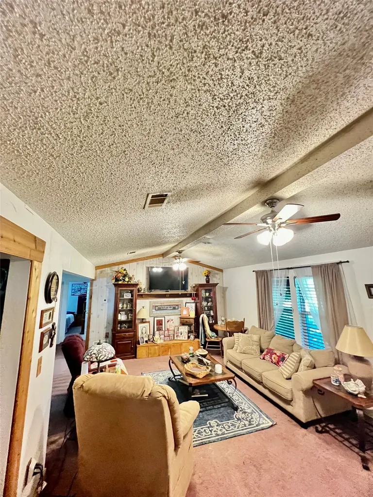 394 Hcr 1143 Blum TX 76627