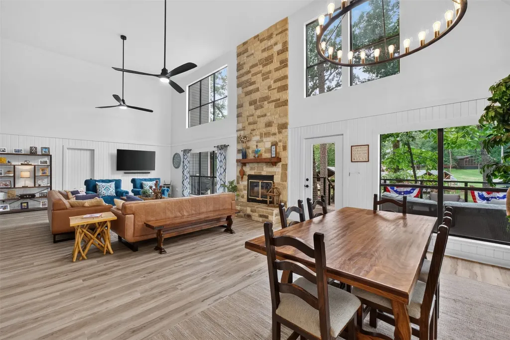 207 E Eldorado Drive Scroggins TX 75480