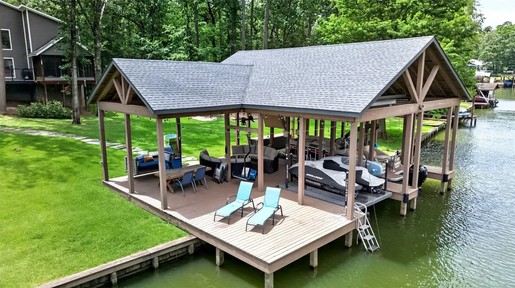 207 E Eldorado Drive Scroggins TX 75480