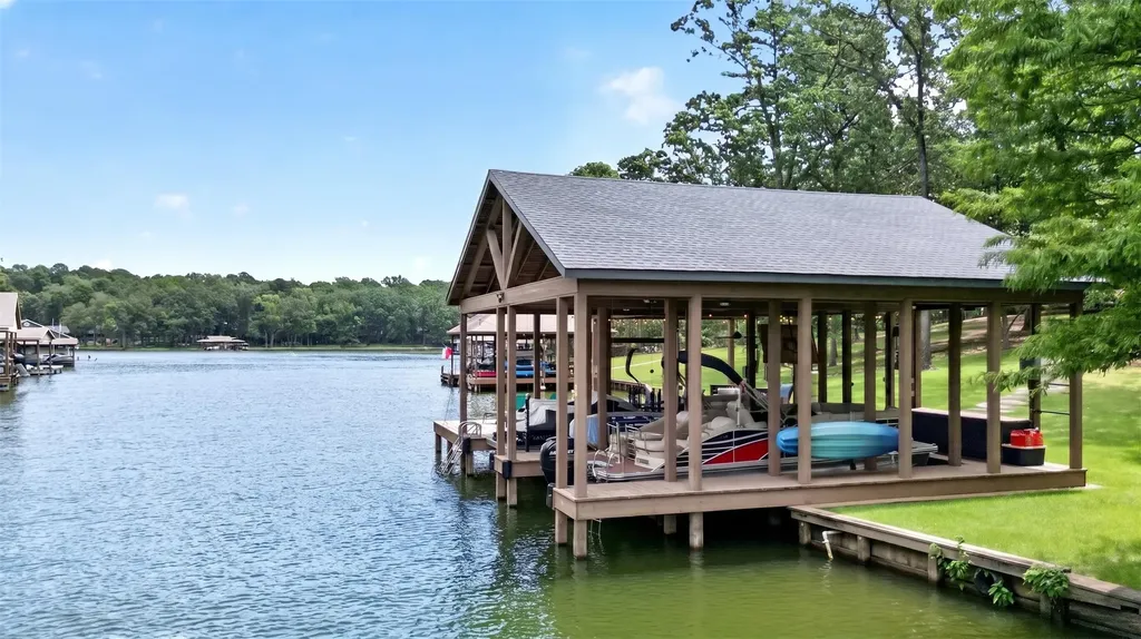 207 E Eldorado Drive Scroggins TX 75480