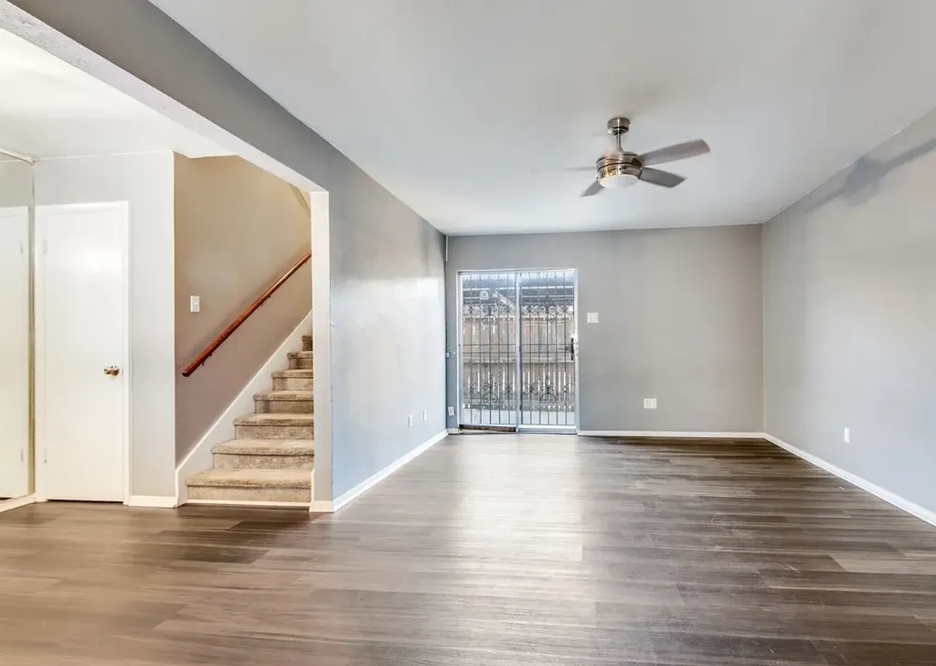 1819 E Grauwyler Road Irving TX 75061