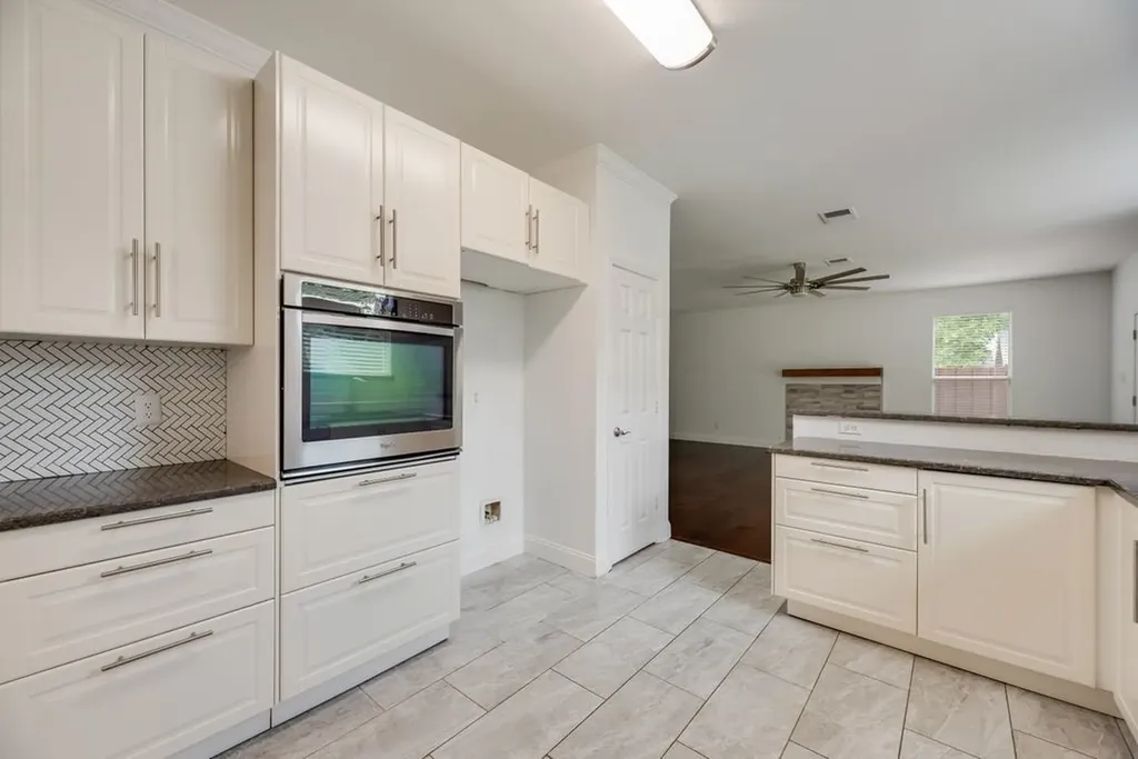 1305 Meadowbrook Drive Mckinney TX 75069