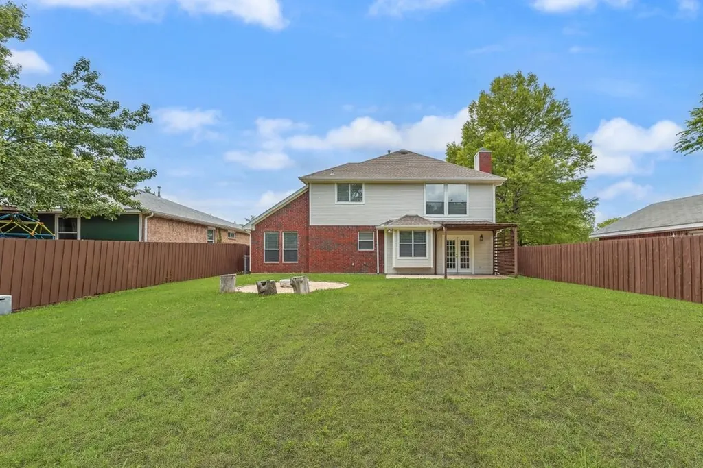 1305 Meadowbrook Drive Mckinney TX 75069