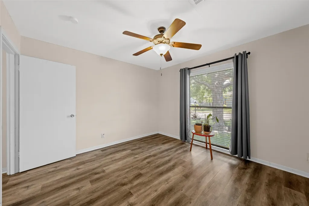 4513 Athens Avenue Waco TX 76710