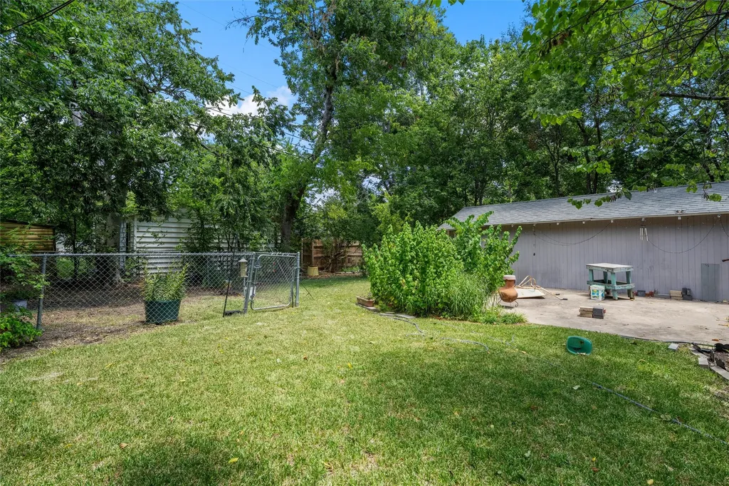 4513 Athens Avenue Waco TX 76710