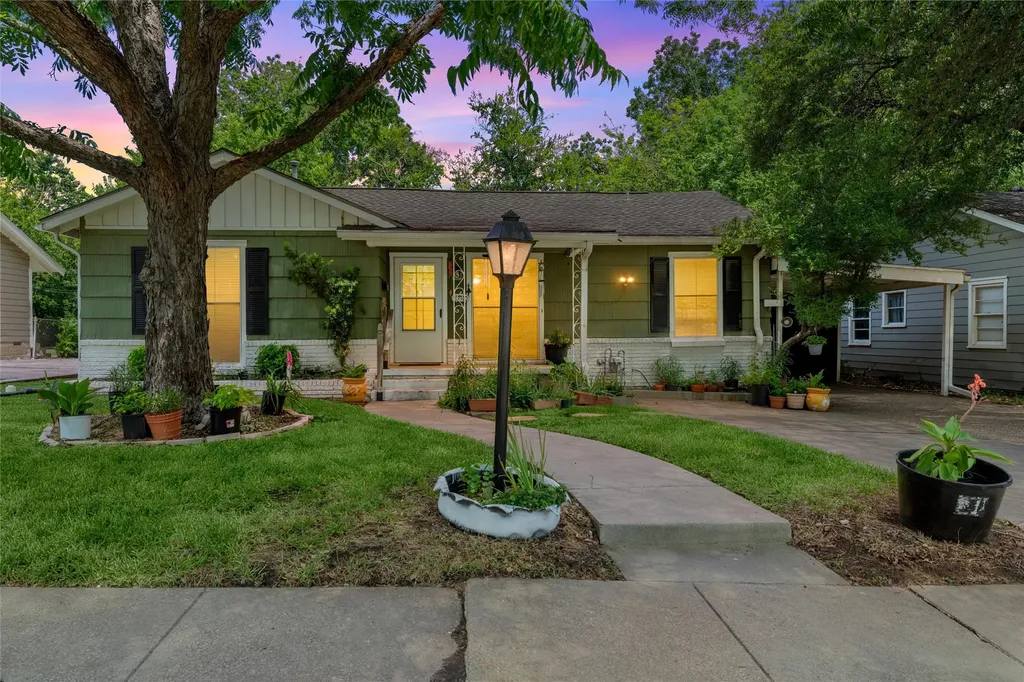 4513 Athens Avenue Waco TX 76710