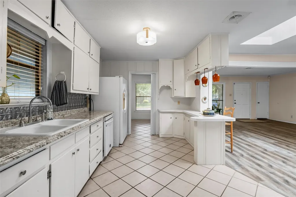 4513 Athens Avenue Waco TX 76710