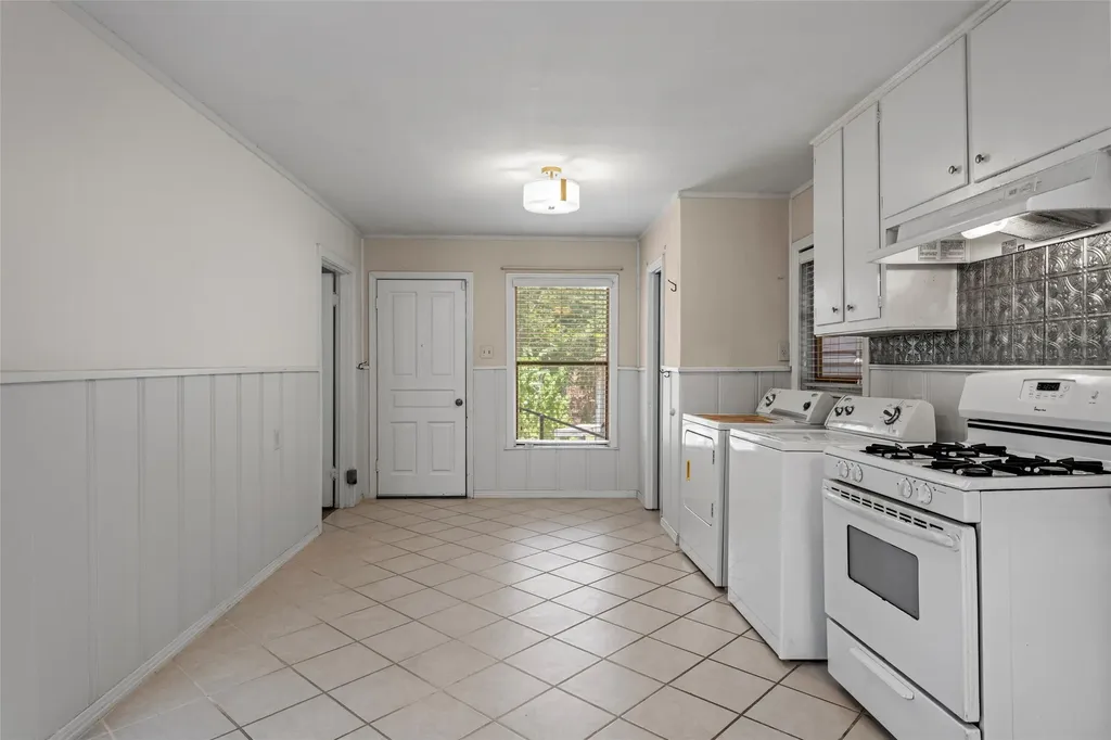 4513 Athens Avenue Waco TX 76710