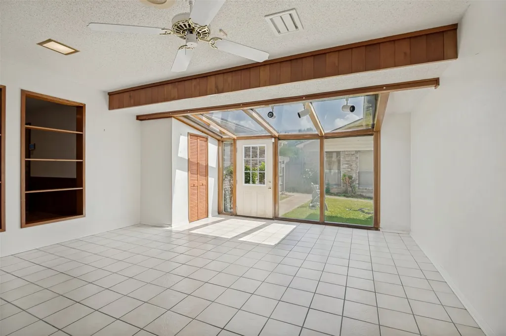 1423 Cassandra Circle Desoto TX 75115