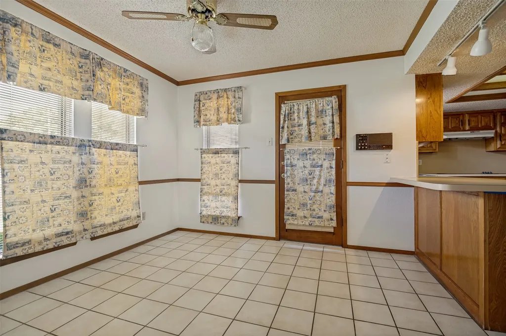 1423 Cassandra Circle Desoto TX 75115