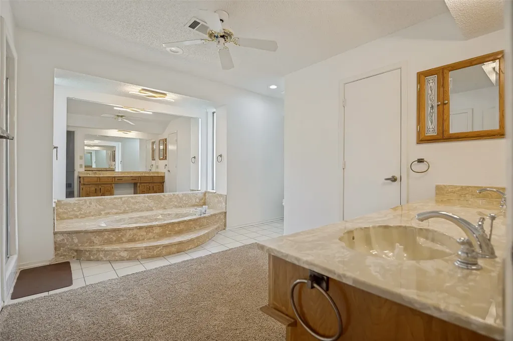 1423 Cassandra Circle Desoto TX 75115