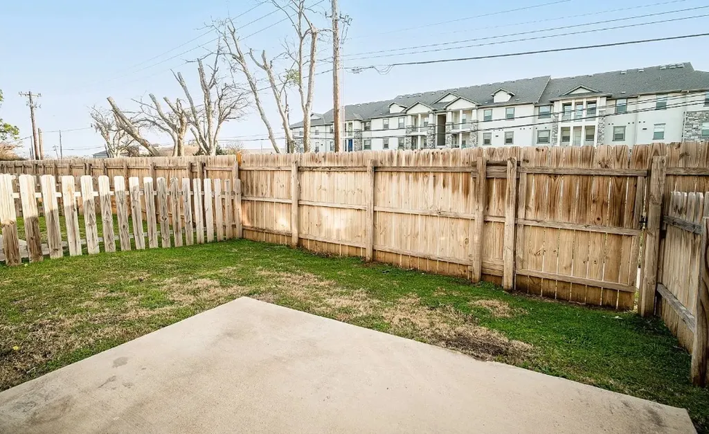 2708 Vine Court Denton TX 76209