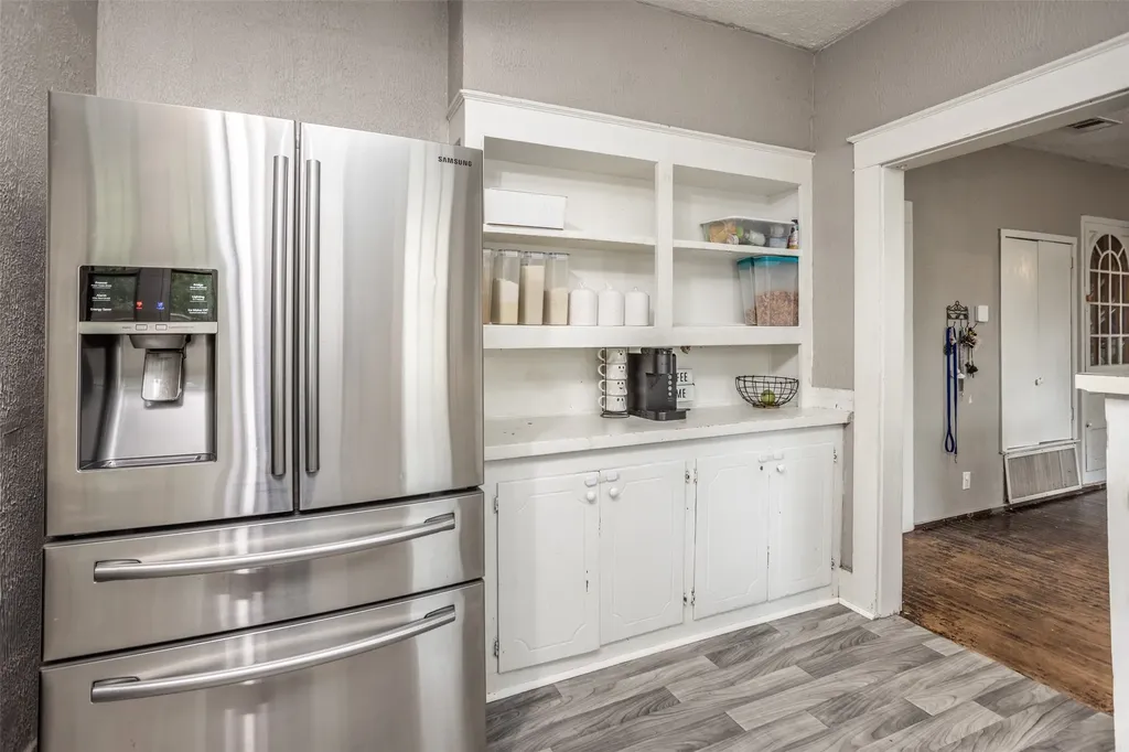 724 S Morris Gainesville TX 76240
