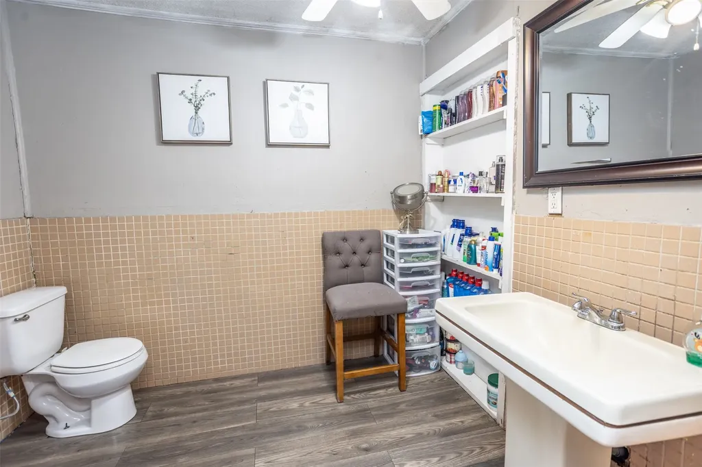 724 S Morris Gainesville TX 76240