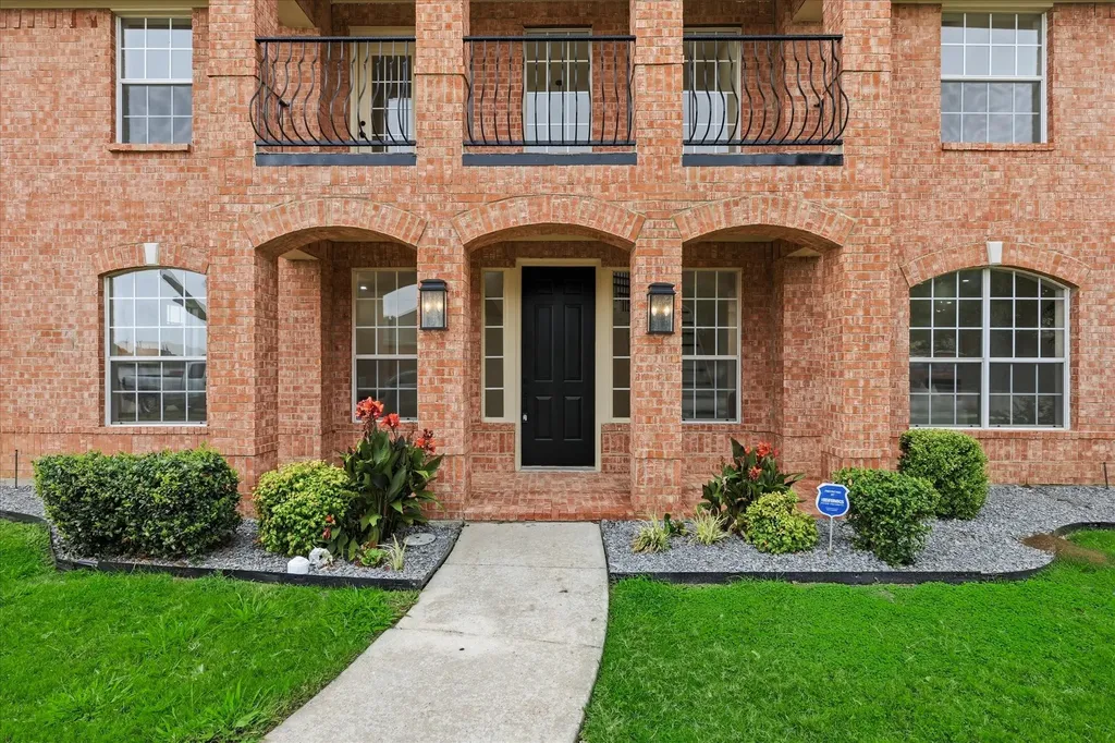 1400 Hudspeth Drive Carrollton TX 75010