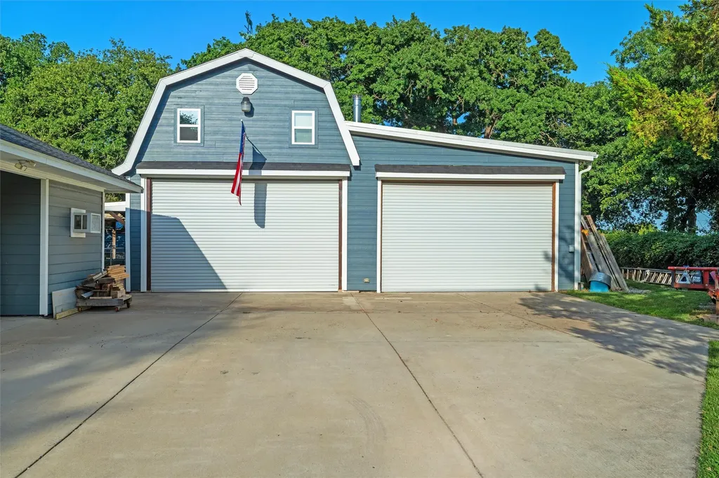 128 Meandering Way Weatherford TX 76086