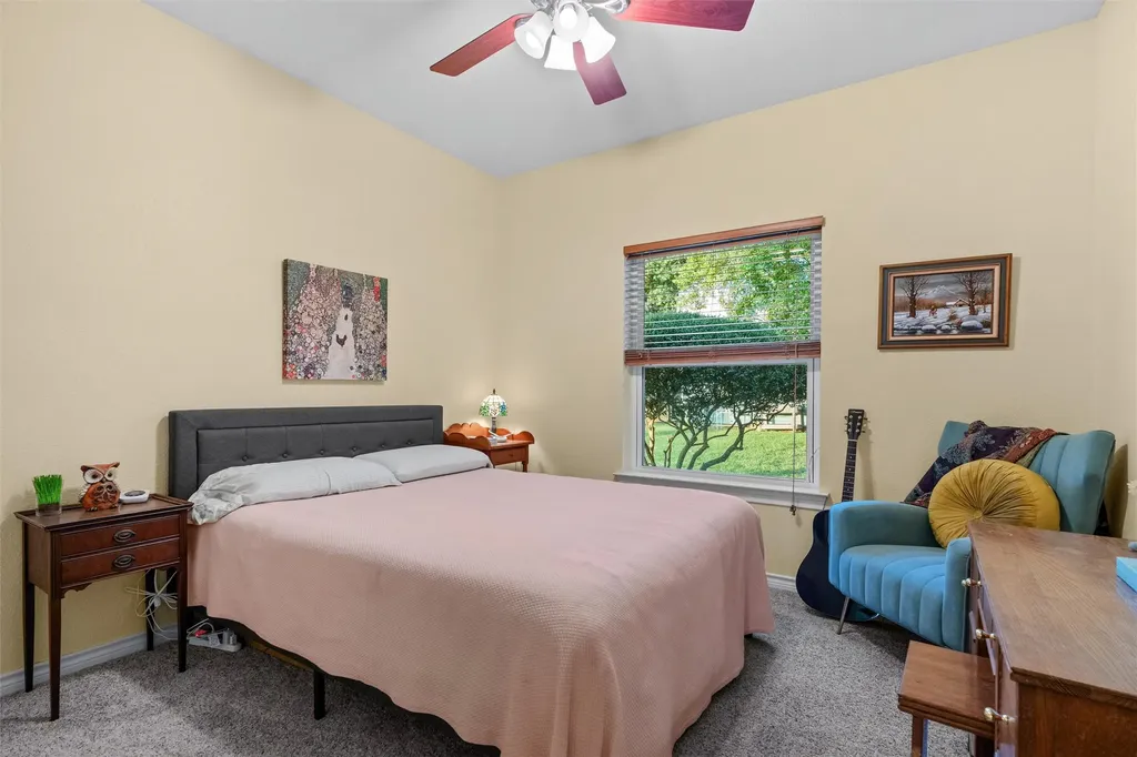 128 Meandering Way Weatherford TX 76086