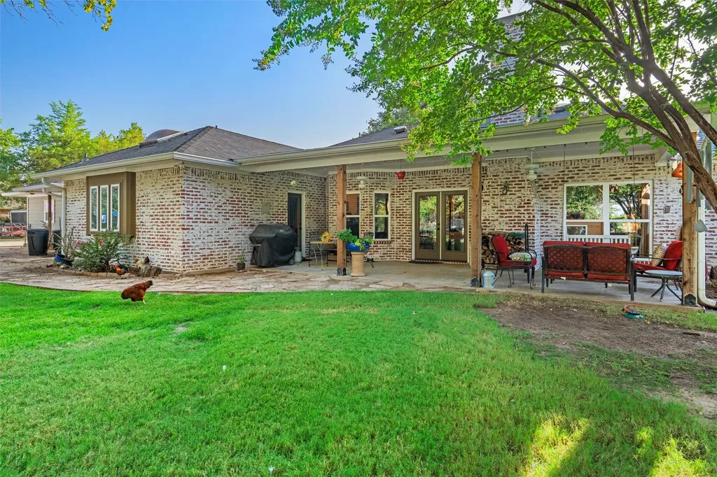 128 Meandering Way Weatherford TX 76086