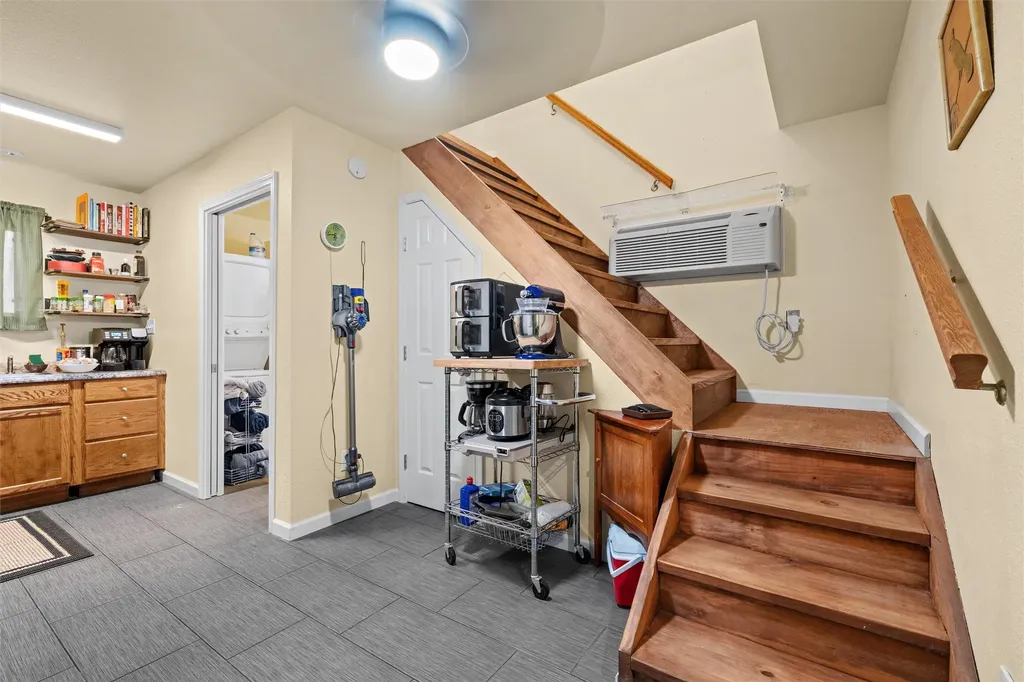 128 Meandering Way Weatherford TX 76086