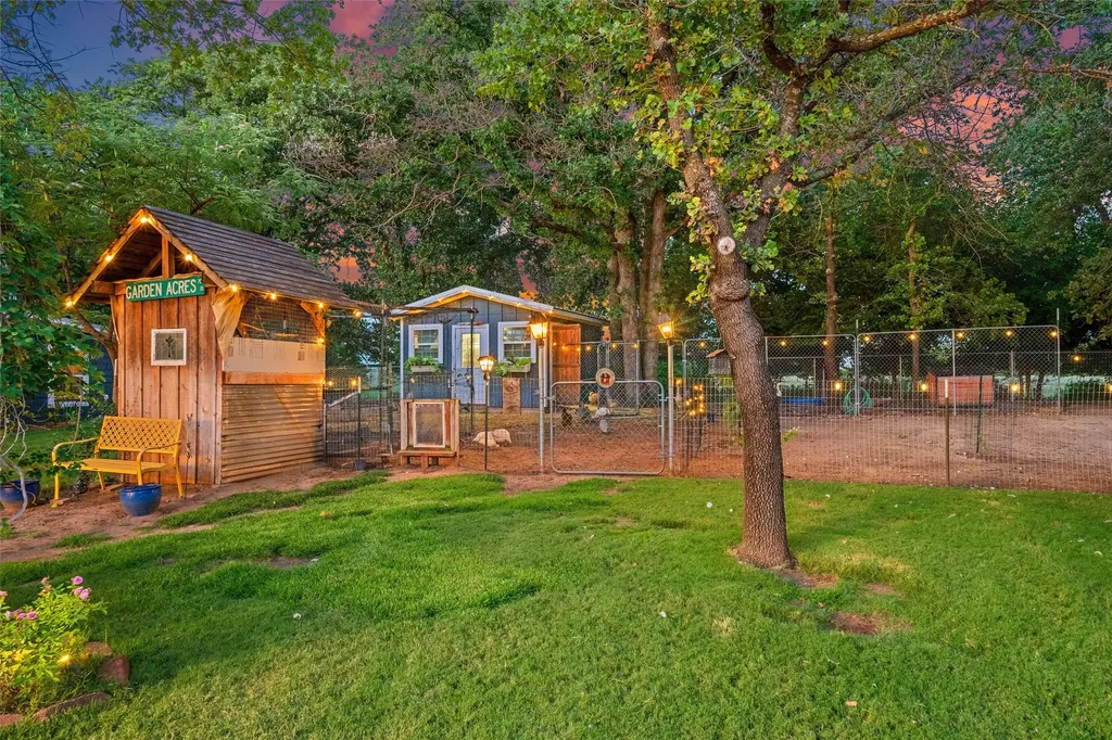 128 Meandering Way Weatherford TX 76086