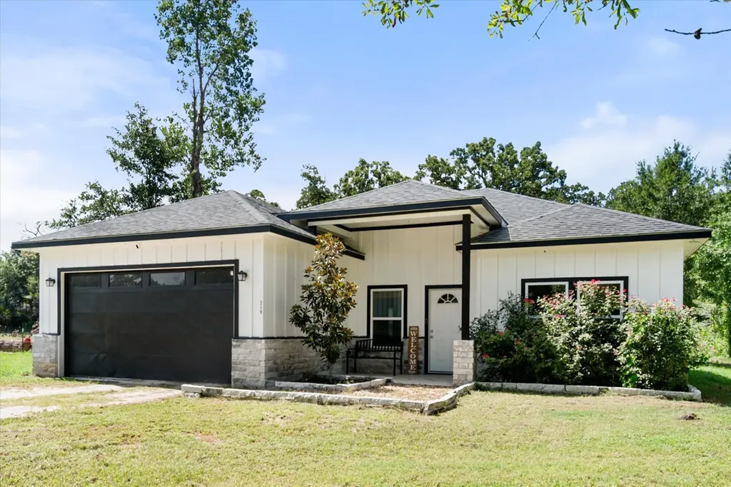 219 Fcr 1260 Fairfield TX 75840