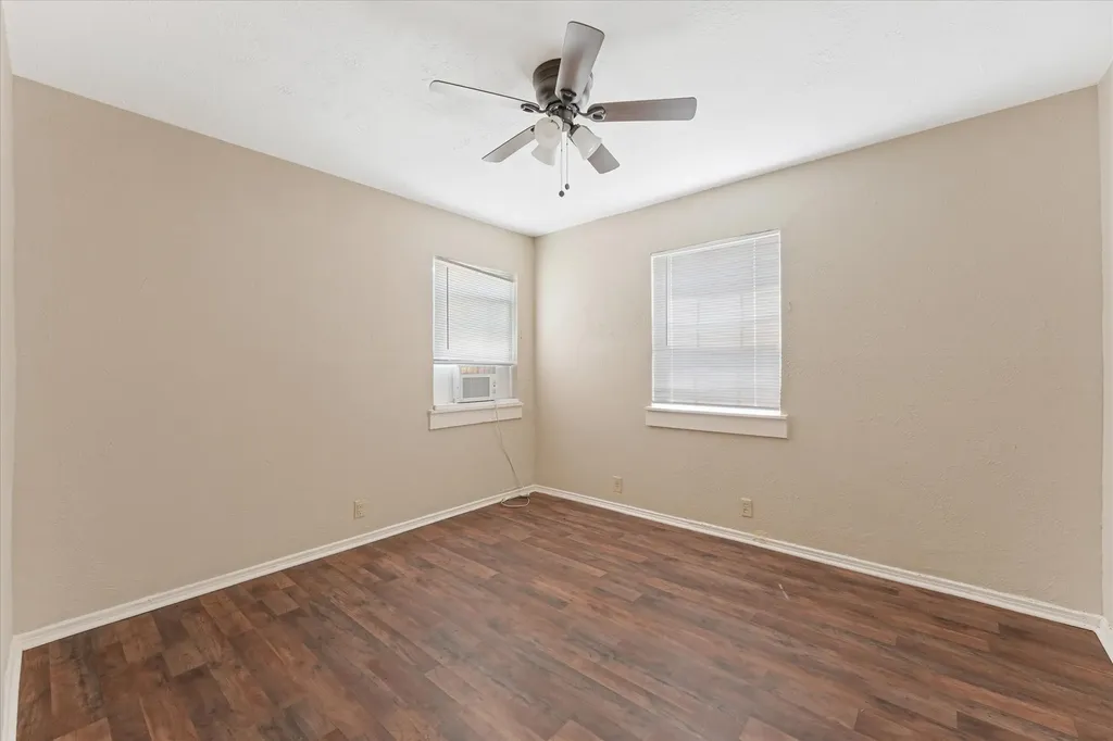 1808 Prairie View Drive Dallas TX 75235