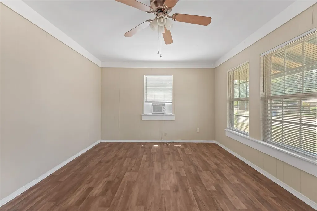 1808 Prairie View Drive Dallas TX 75235