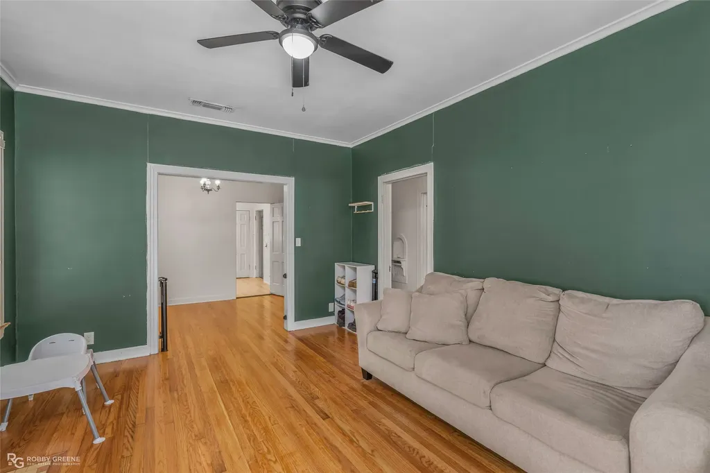 132 E Dalzell Street Shreveport LA 71104