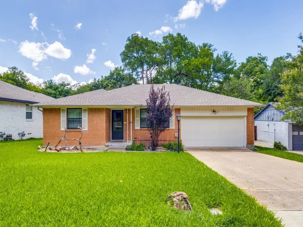 8125 Hunnicut Road Dallas TX 75228