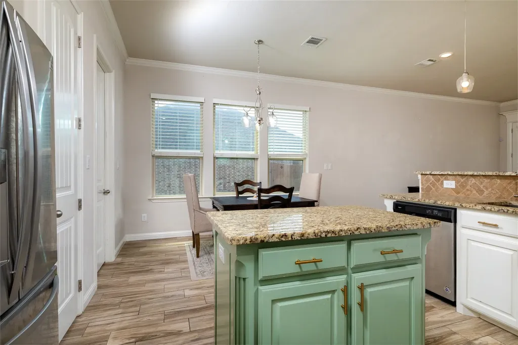 205 Harp Avenue Godley TX 76044