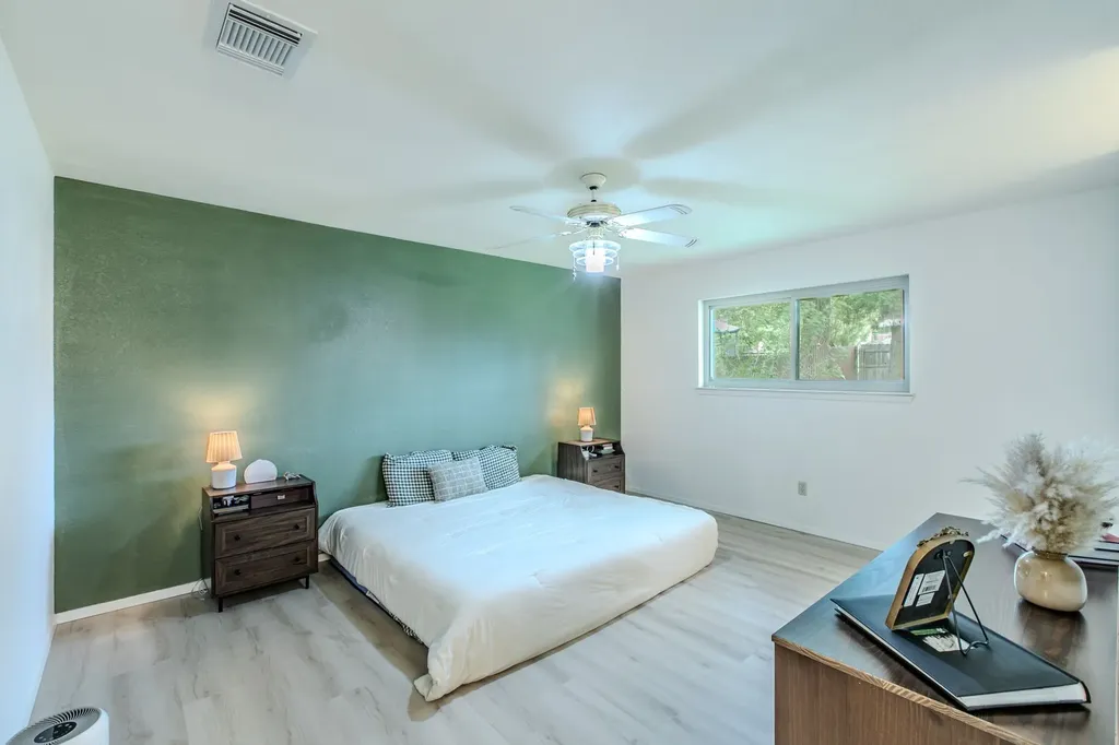 1057 Radisson Drive Hewitt TX 76643