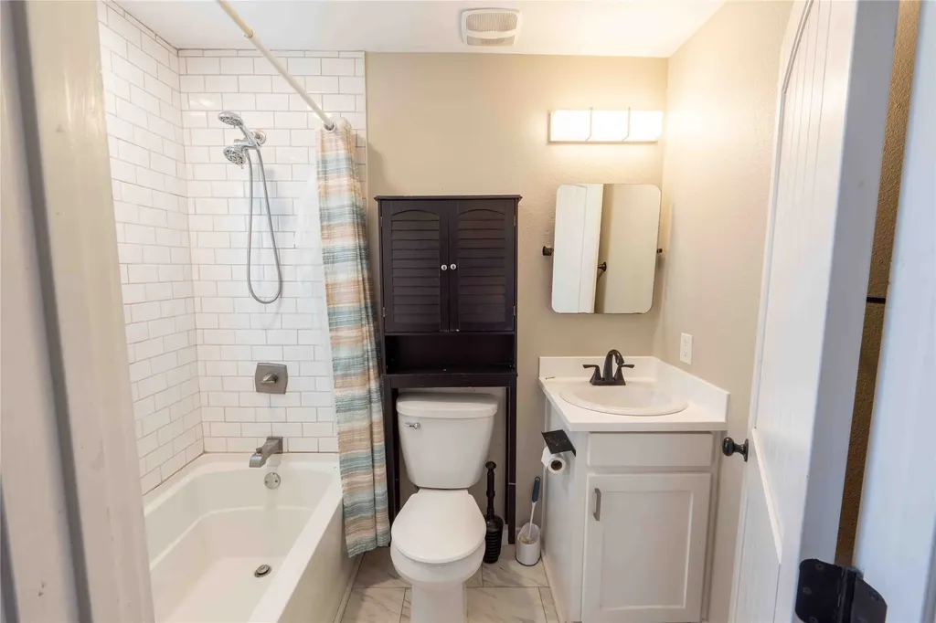 514 Mcconnell Street Jacksboro TX 76458