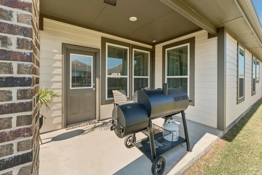 772 Brookside Drive Springtown TX 76082
