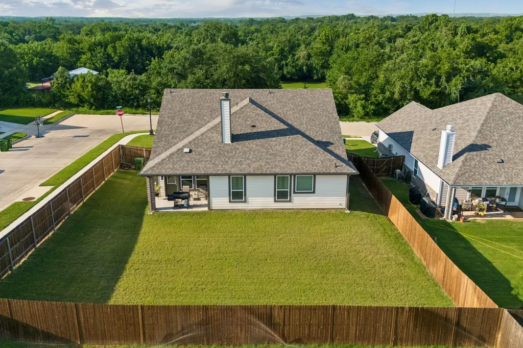 772 Brookside Drive Springtown TX 76082