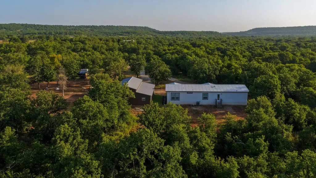 3064 Puddin Valley Road Bowie TX 76230