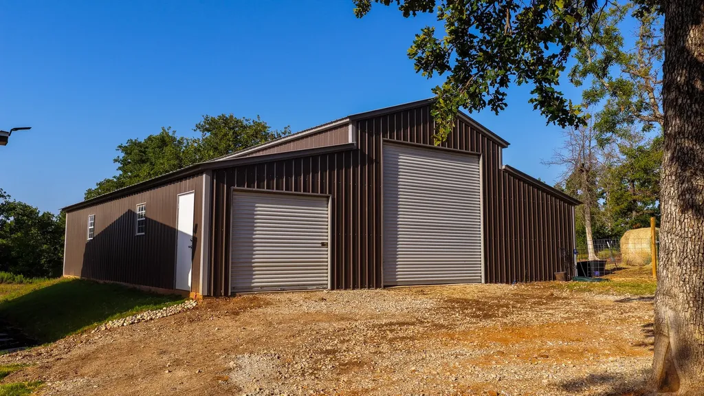 3064 Puddin Valley Road Bowie TX 76230