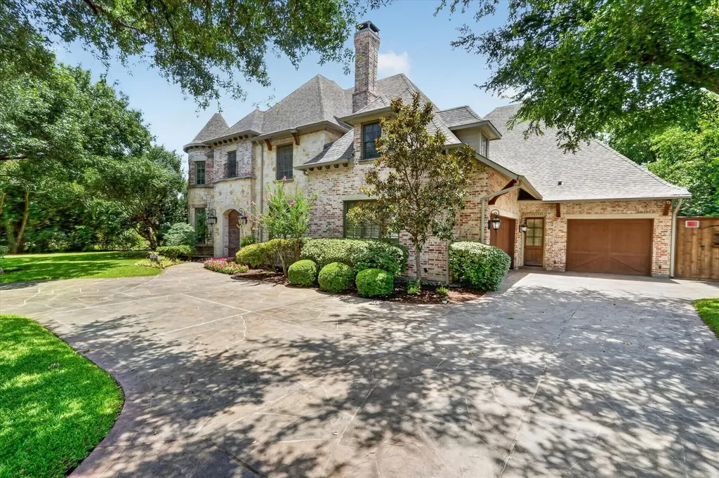 6032 Burgundy Road Dallas TX 75230