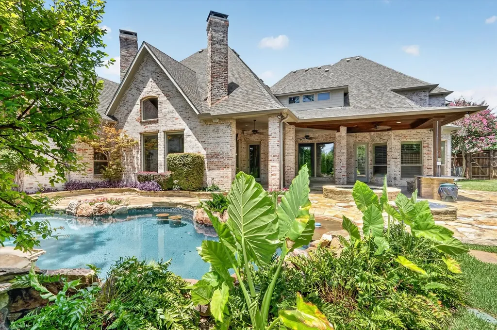 6032 Burgundy Road Dallas TX 75230