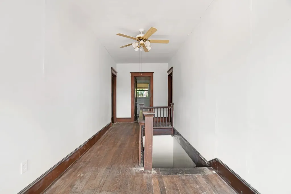 903 4th Street SW Paris TX 75460