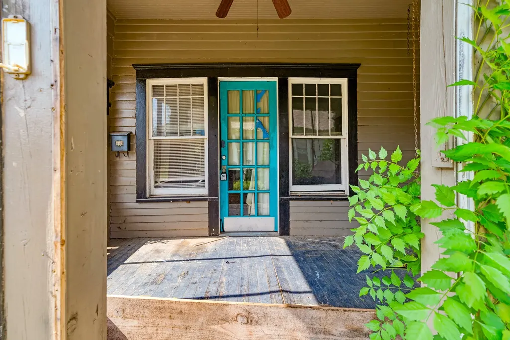 903 4th Street SW Paris TX 75460