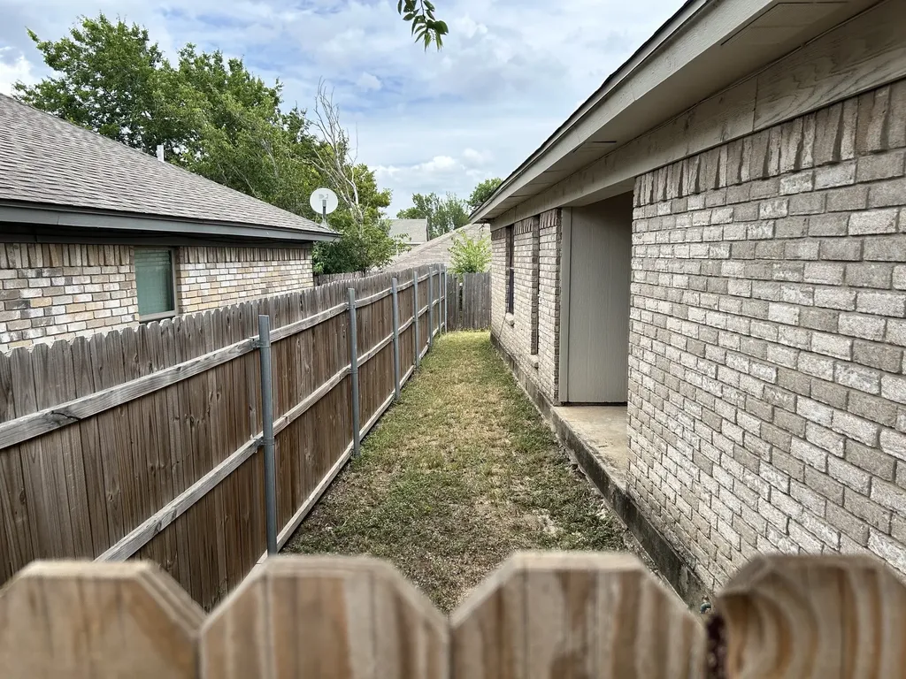 2736 Countryside Lane Fort Worth TX 76133